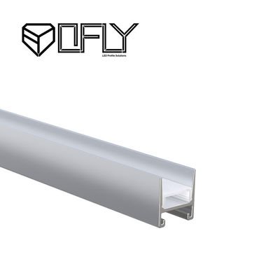 Αντιεκθαμβωτικές εξωθήσεις αλουμινίου για οδηγημένα ανάβοντας 16mm X 18mm επιφάνεια που τοποθετείται